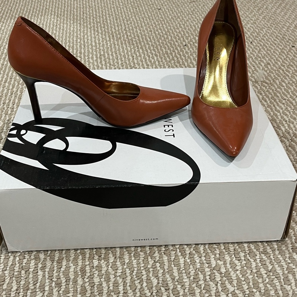 Lauren Ralph Lauren Brown Heels